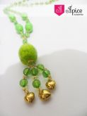 Colar contrapinado com pingente de resina